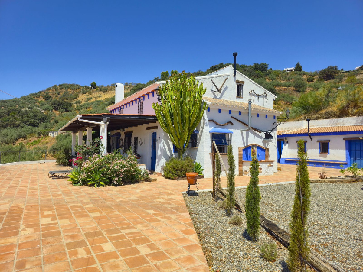 Se vende Villa - Chalet de 3 dormitorios en Costa Del Sol East, Málaga, España
