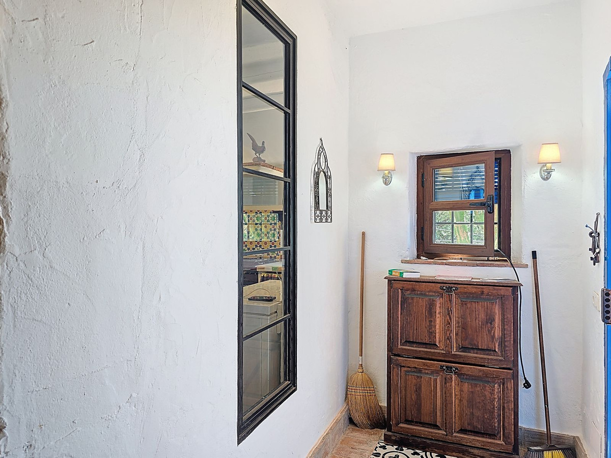 Se vende Villa - Chalet de 3 dormitorios en Costa Del Sol East, Málaga, España