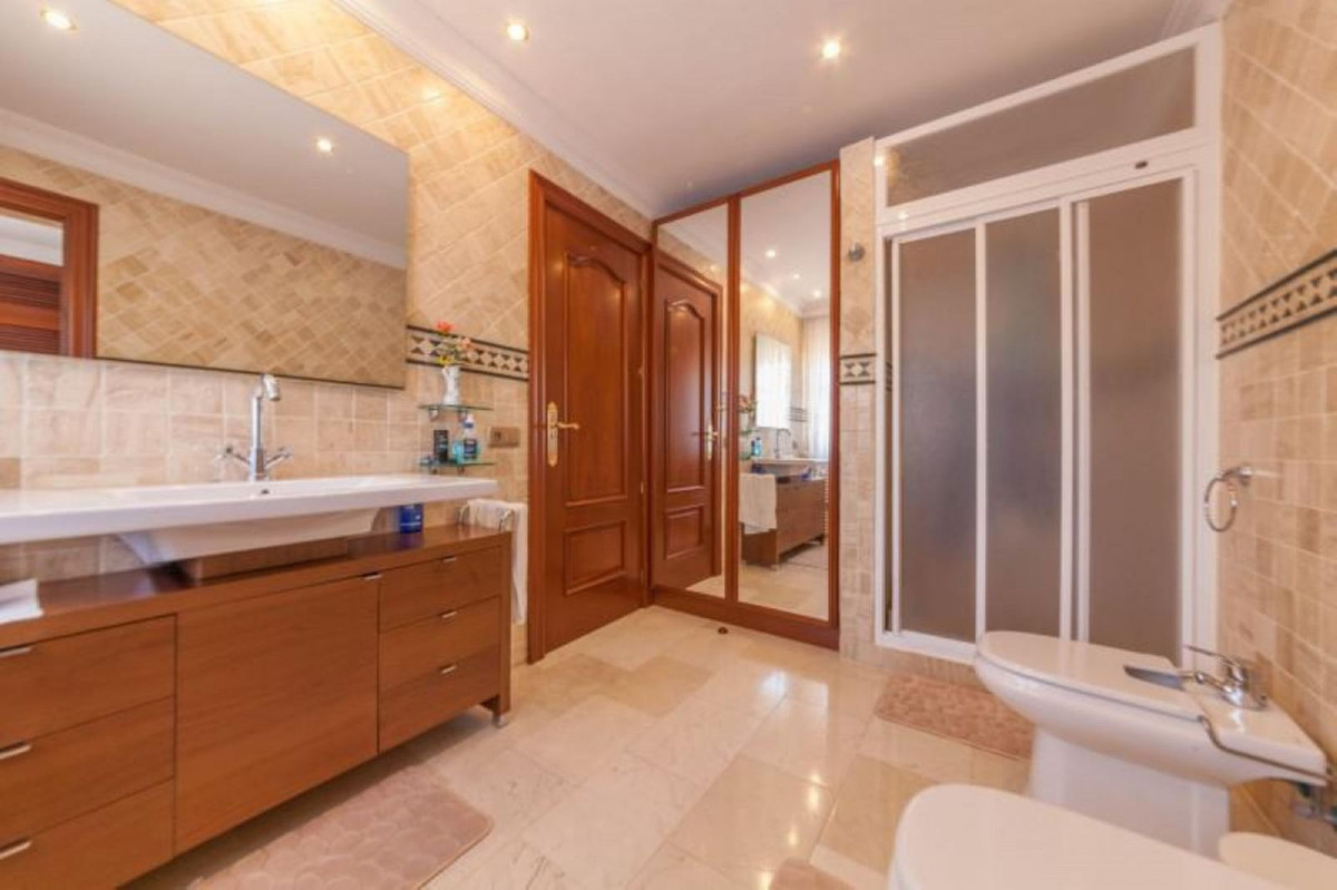 4 Bed Townhouse for sale in Puerto De Cabopino Costa Del Sol, Málaga, Spain