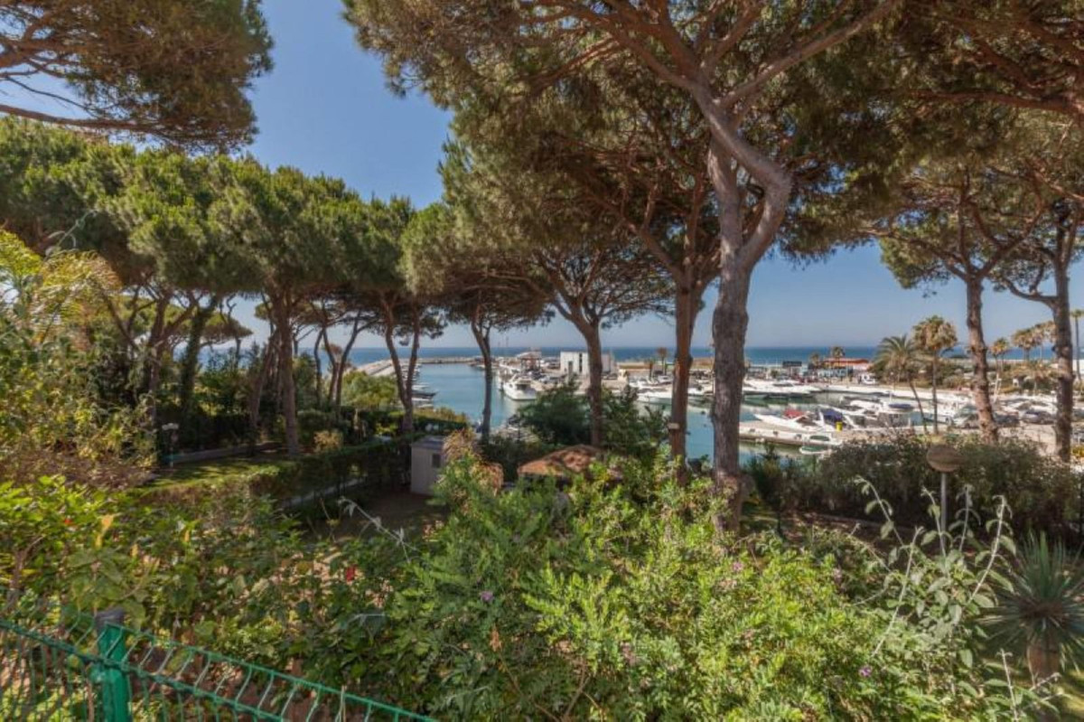 4 Bed Townhouse for sale in Puerto De Cabopino Costa Del Sol, Málaga, Spain