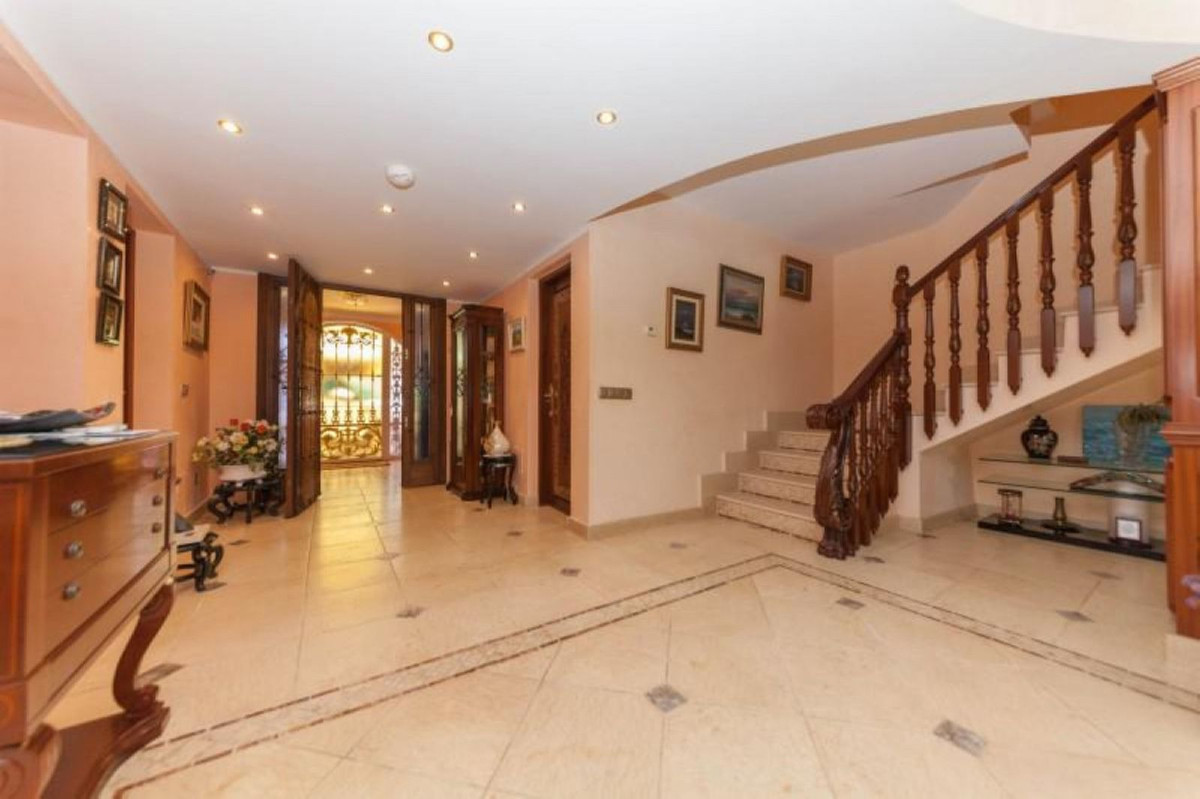 4 Bed Townhouse for sale in Puerto De Cabopino Costa Del Sol, Málaga, Spain
