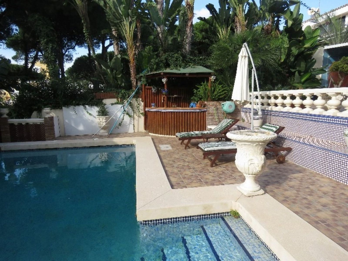 4 Bed Townhouse for sale in Puerto De Cabopino Costa Del Sol, Málaga, Spain