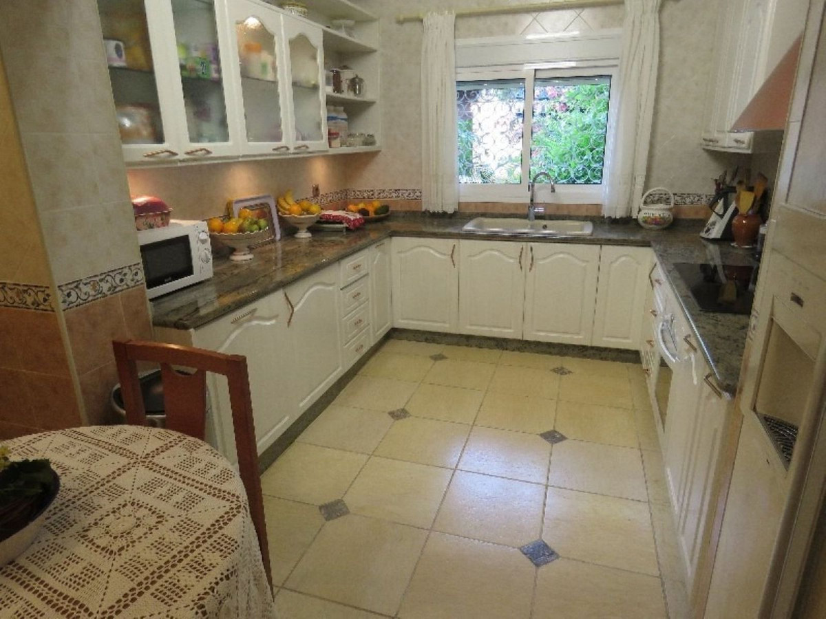 4 Bed Townhouse for sale in Puerto De Cabopino Costa Del Sol, Málaga, Spain