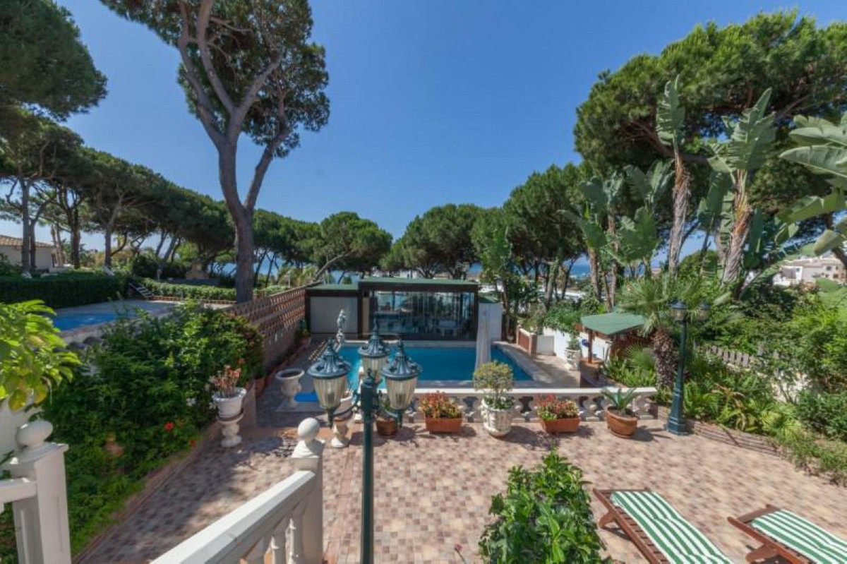 4 Bed Townhouse for sale in Puerto De Cabopino Costa Del Sol, Málaga, Spain