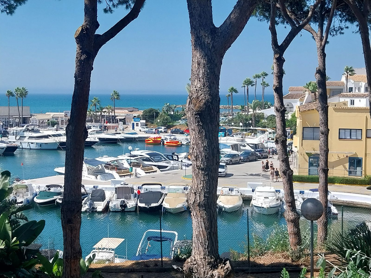 4 Bed Townhouse for sale in Puerto De Cabopino Costa Del Sol, Málaga, Spain