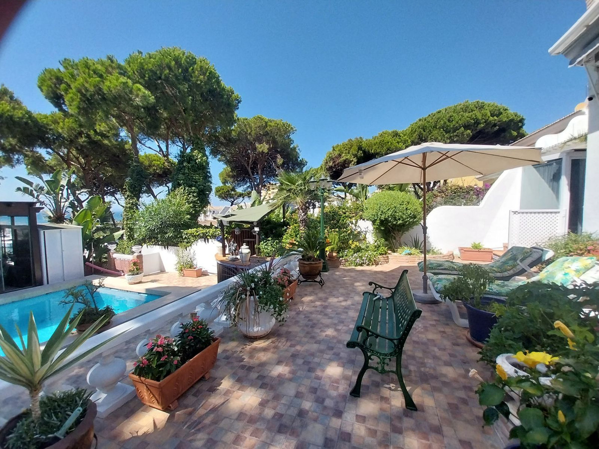 4 Bed Townhouse for sale in Puerto De Cabopino Costa Del Sol, Málaga, Spain