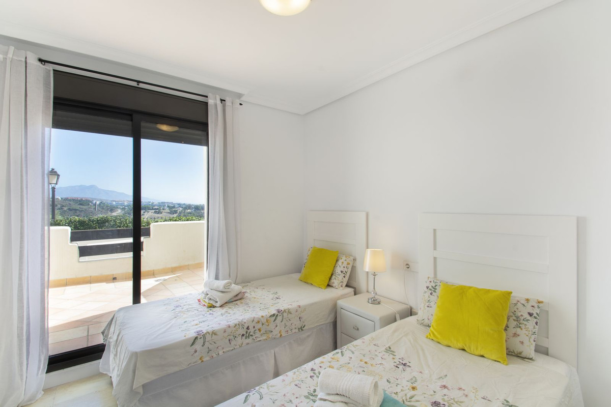 2 Bed Apartment for sale in Selwo Costa Del Sol, Málaga, Spain