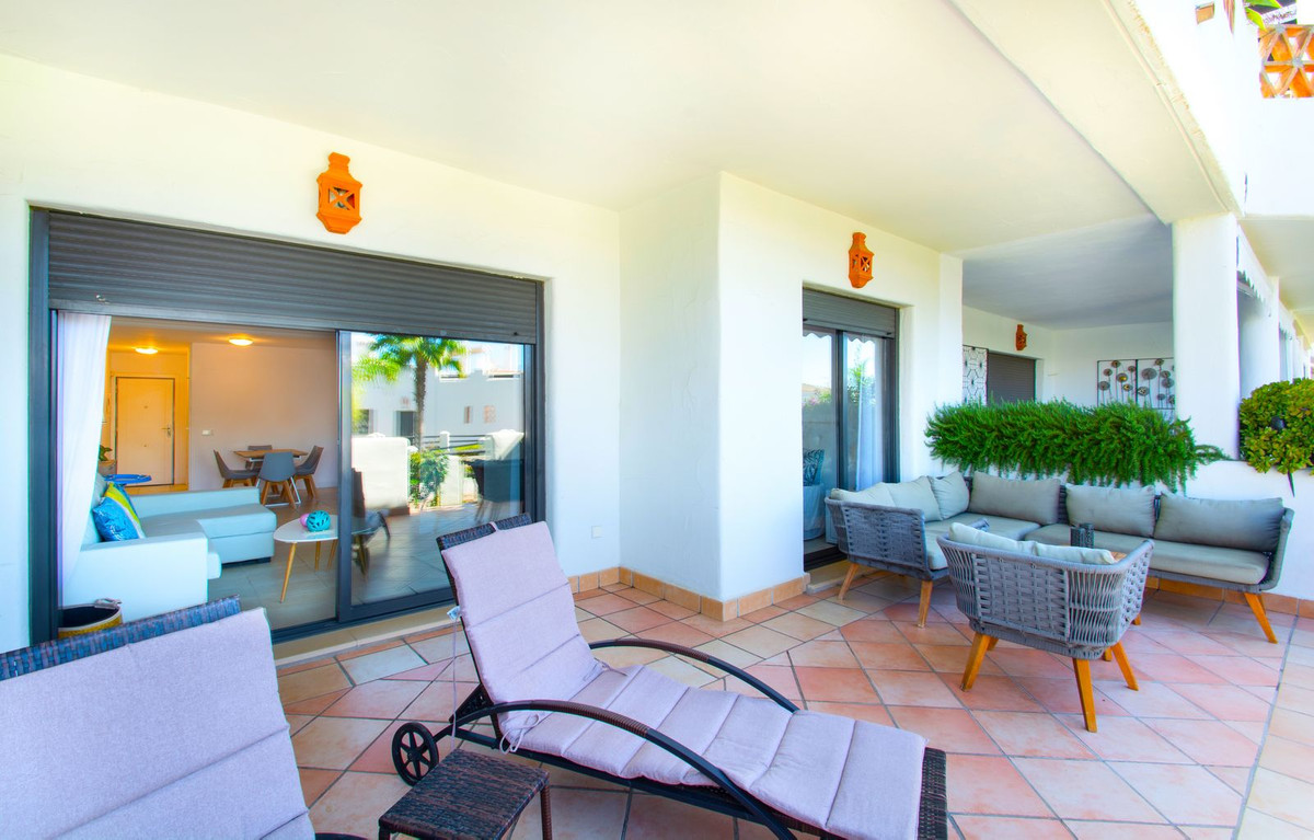 2 Bed Apartment for sale in Selwo Costa Del Sol, Málaga, Spain