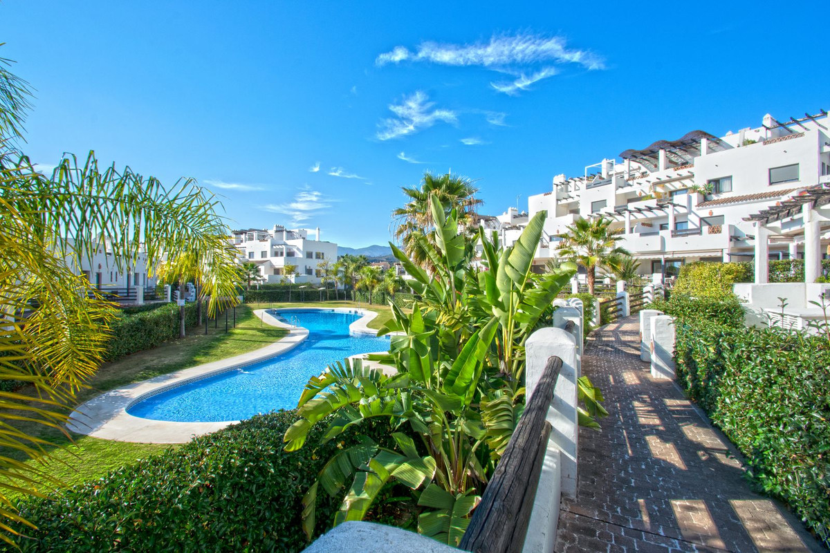 2 Bed Apartment for sale in Selwo Costa Del Sol, Málaga, Spain
