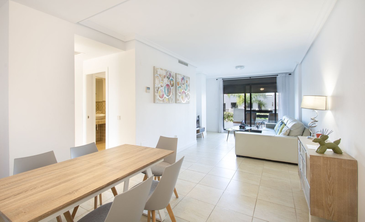 2 Bed Apartment for sale in Selwo Costa Del Sol, Málaga, Spain