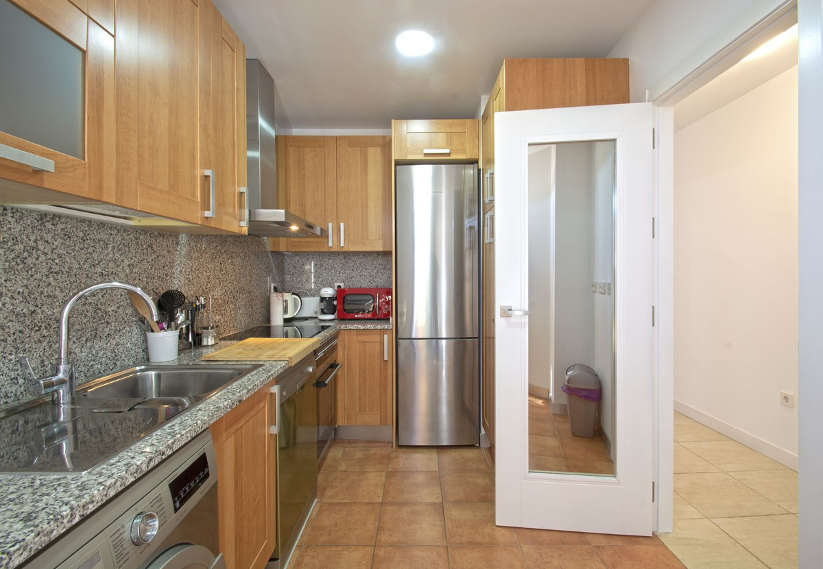 2 Bed Apartment for sale in Selwo Costa Del Sol, Málaga, Spain