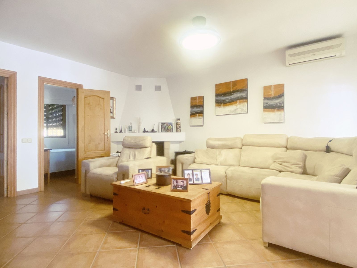 3 Bed Townhouse for sale in Elviria Costa Del Sol, Málaga, Spain