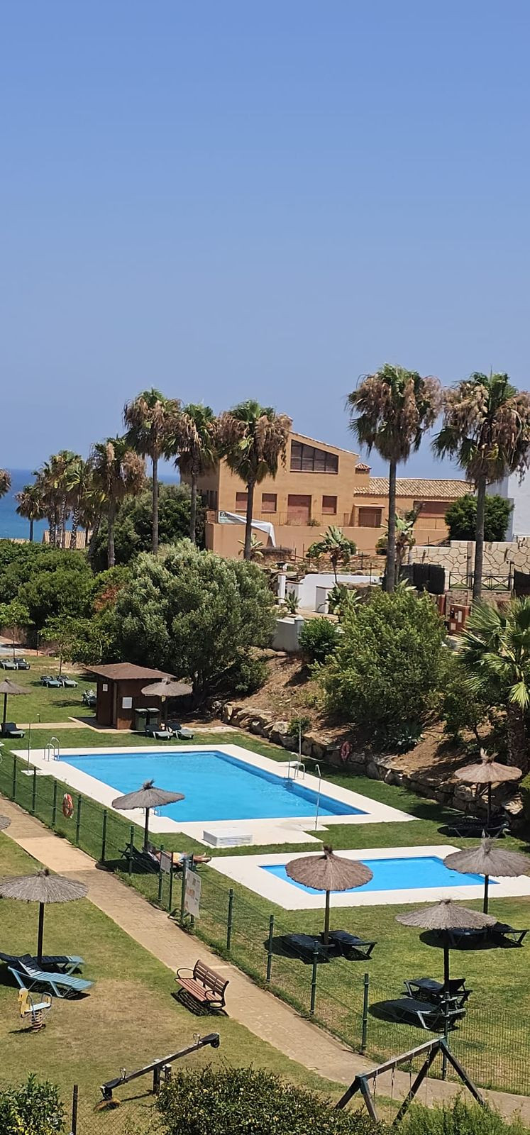 Se vende Ático de 4 dormitorios en Costa Del Sol, Cadiz, España