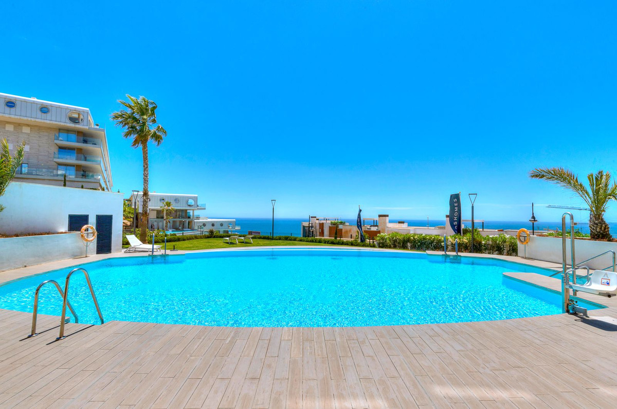 2 Bed Apartment for sale in Fuengirola Costa Del Sol, Málaga, Spain