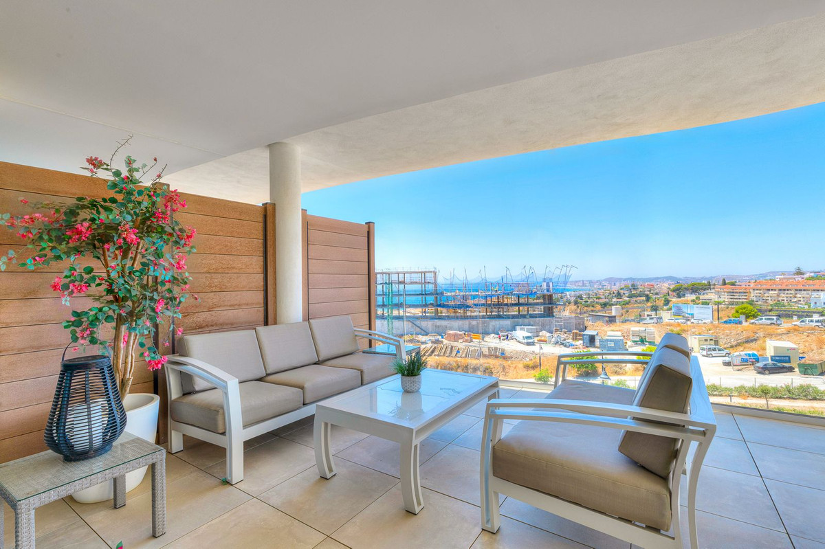 2 Bed Apartment for sale in Fuengirola Costa Del Sol, Málaga, Spain