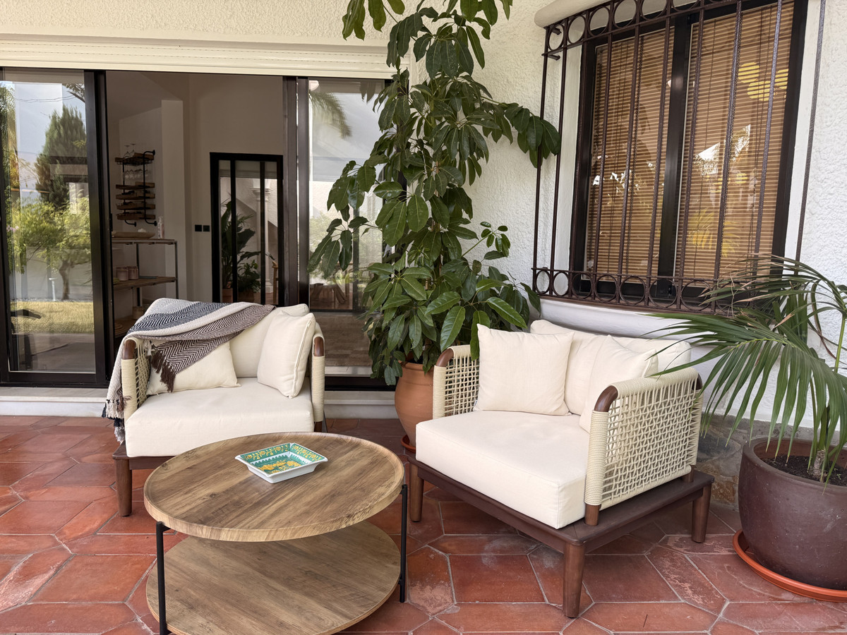 4 Bed Townhouse for sale in Estepona Costa Del Sol, Málaga, Spain