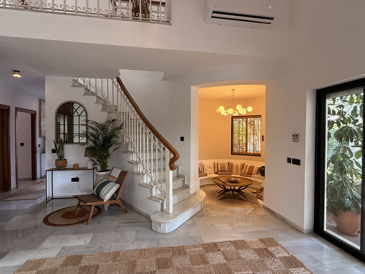 4 Bed Townhouse for sale in Estepona Costa Del Sol, Málaga, Spain