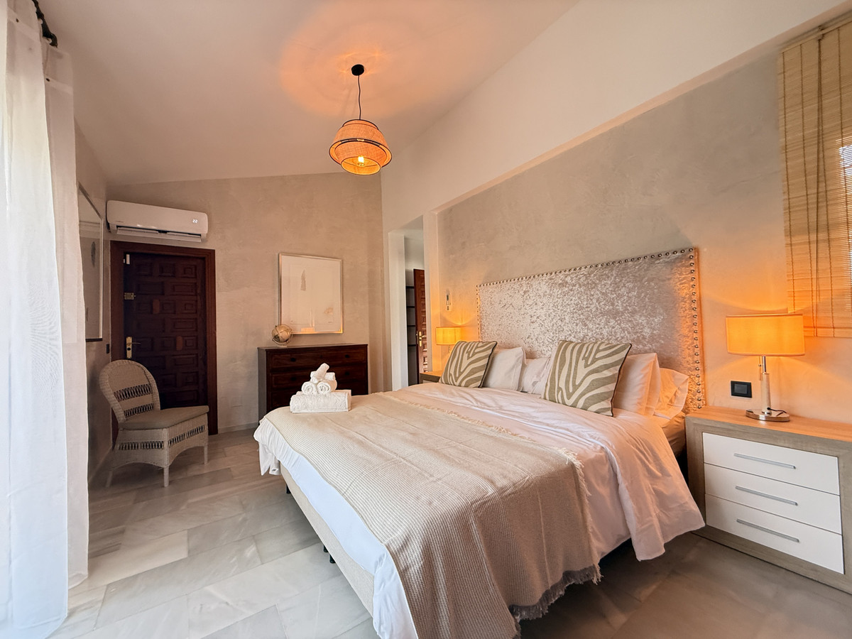 4 Bed Townhouse for sale in Estepona Costa Del Sol, Málaga, Spain