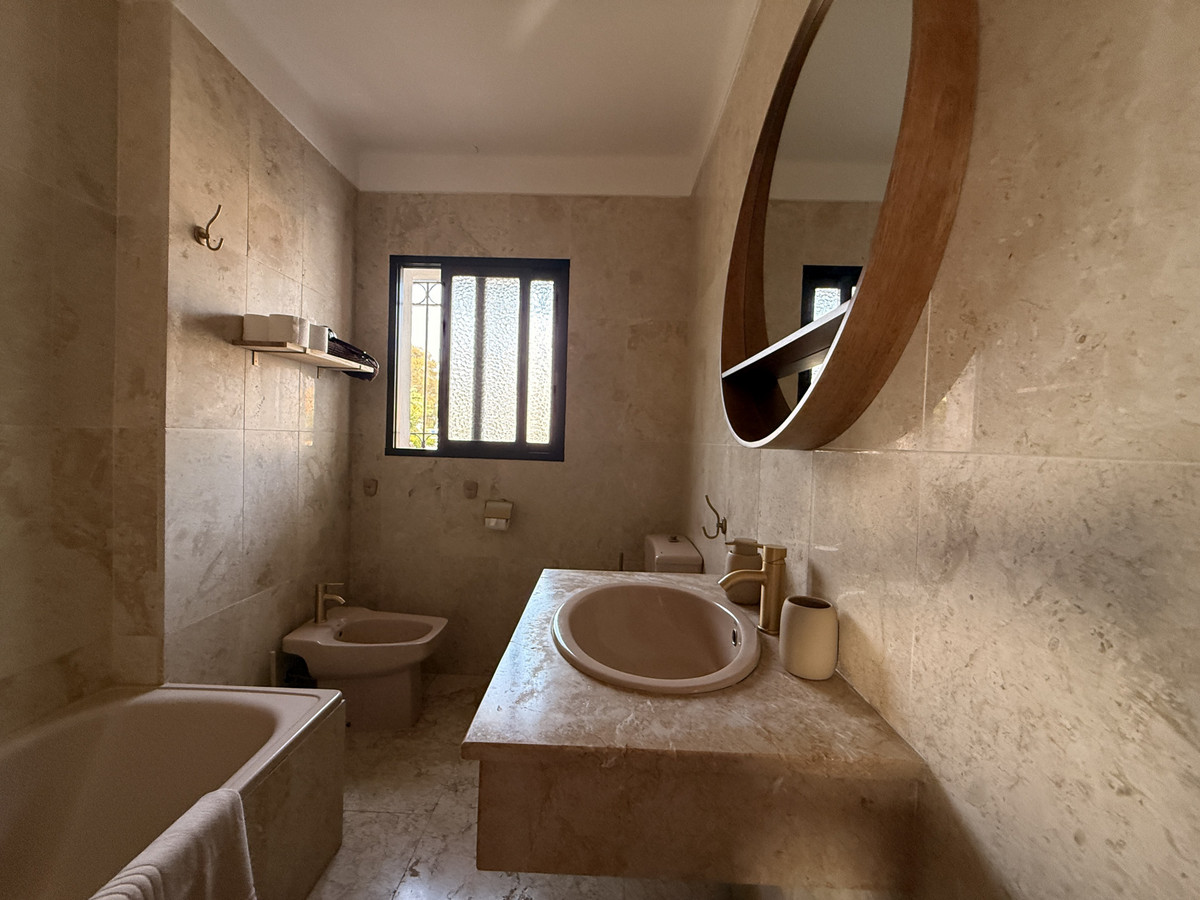 4 Bed Townhouse for sale in Estepona Costa Del Sol, Málaga, Spain