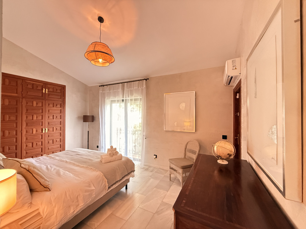 4 Bed Townhouse for sale in Estepona Costa Del Sol, Málaga, Spain
