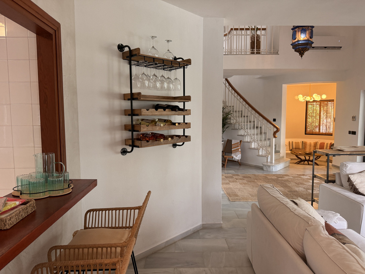 4 Bed Townhouse for sale in Estepona Costa Del Sol, Málaga, Spain