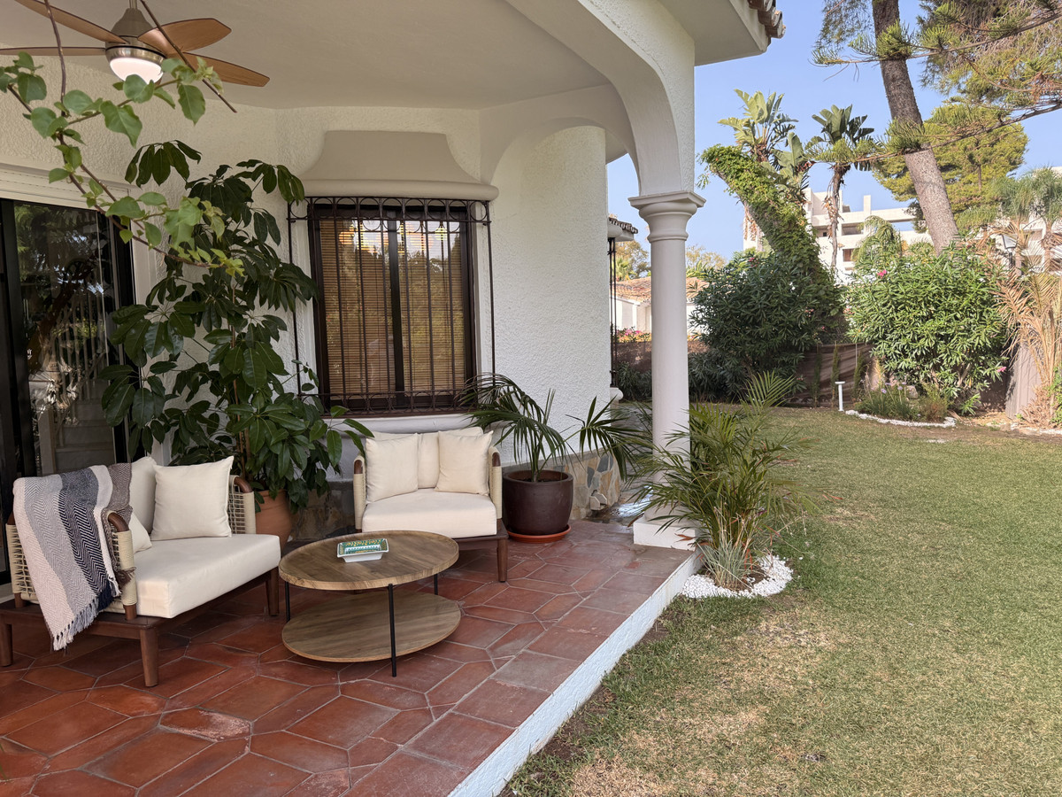 4 Bed Townhouse for sale in Estepona Costa Del Sol, Málaga, Spain