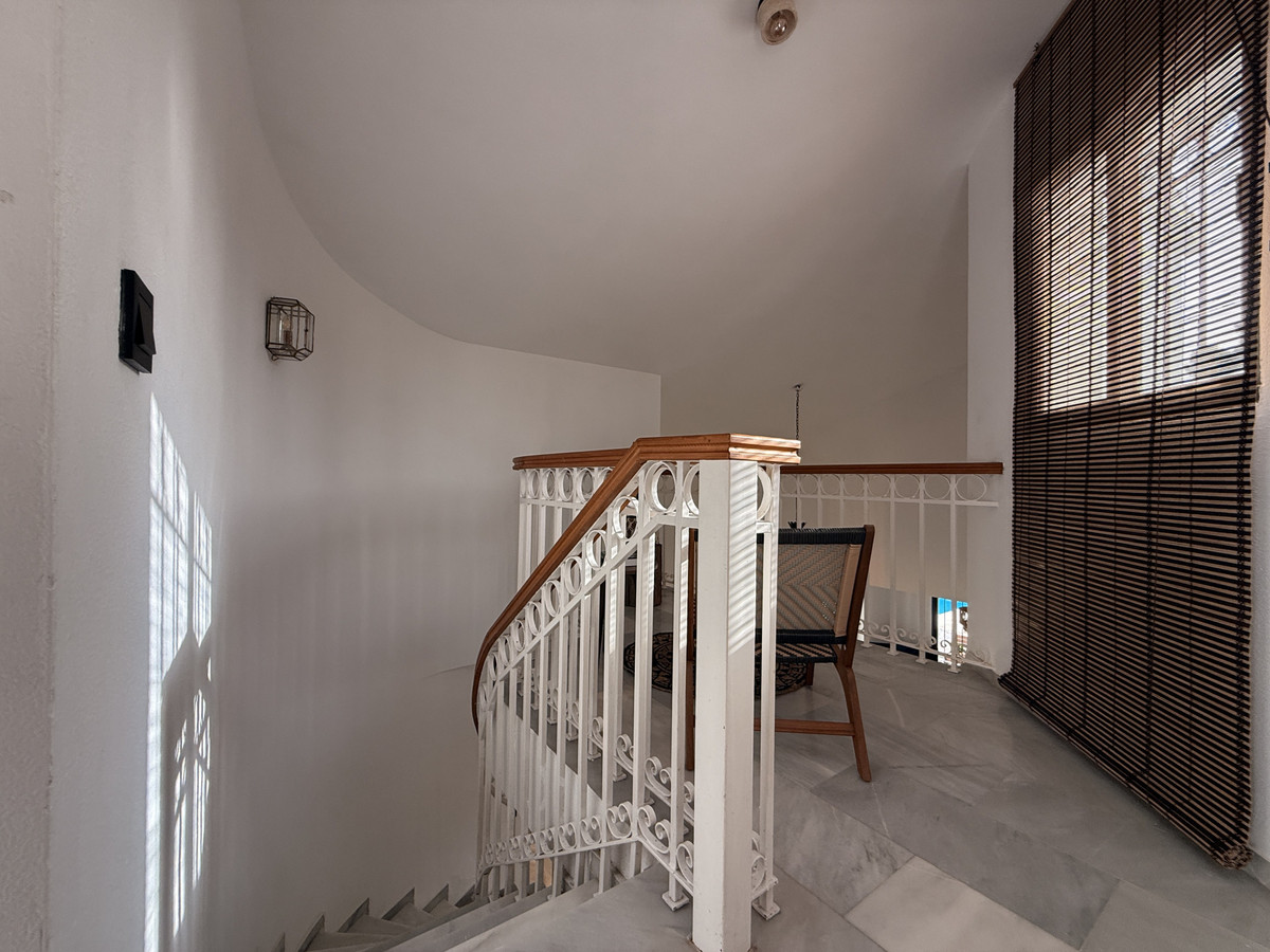4 Bed Townhouse for sale in Estepona Costa Del Sol, Málaga, Spain