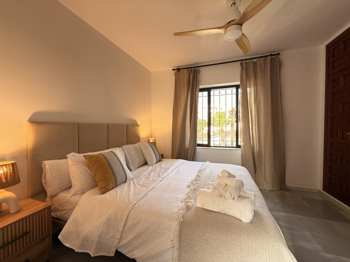 4 Bed Townhouse for sale in Estepona Costa Del Sol, Málaga, Spain