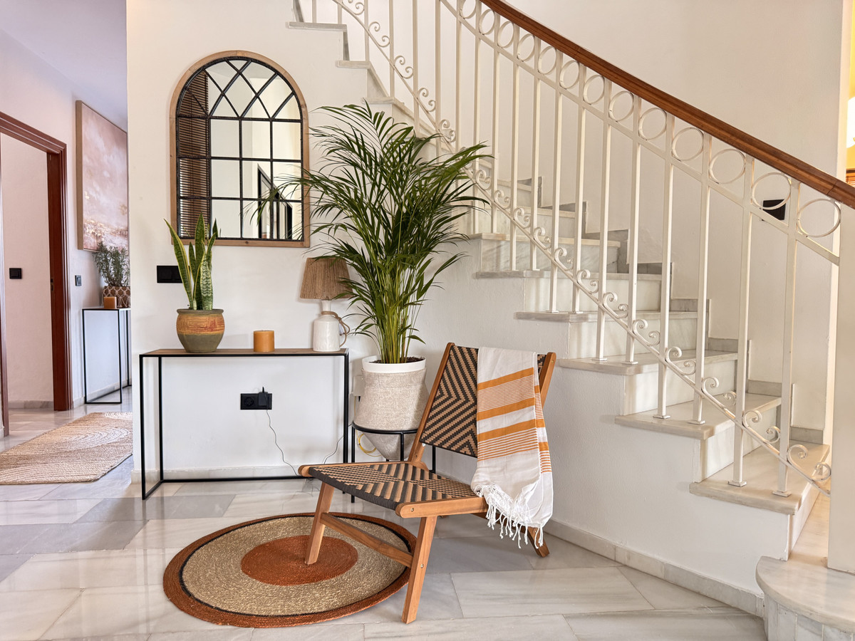 4 Bed Townhouse for sale in Estepona Costa Del Sol, Málaga, Spain