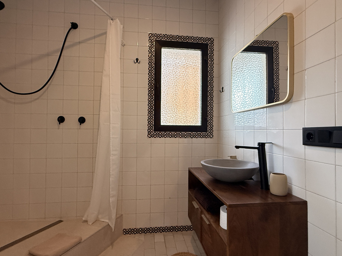 4 Bed Townhouse for sale in Estepona Costa Del Sol, Málaga, Spain