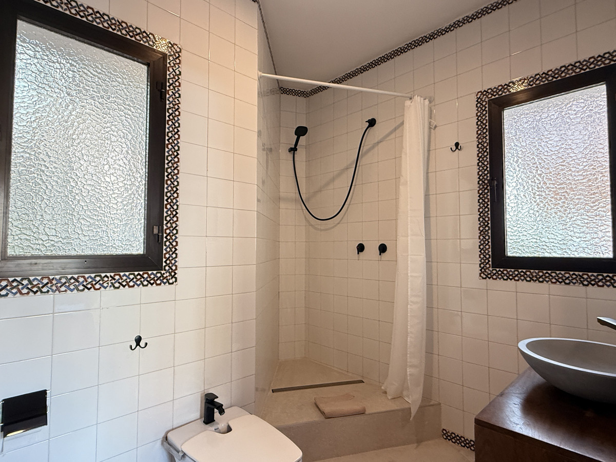 4 Bed Townhouse for sale in Estepona Costa Del Sol, Málaga, Spain