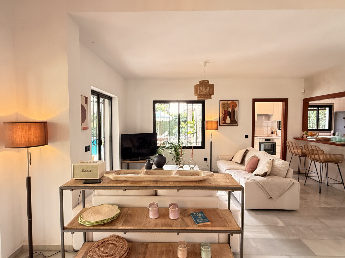 4 Bed Townhouse for sale in Estepona Costa Del Sol, Málaga, Spain