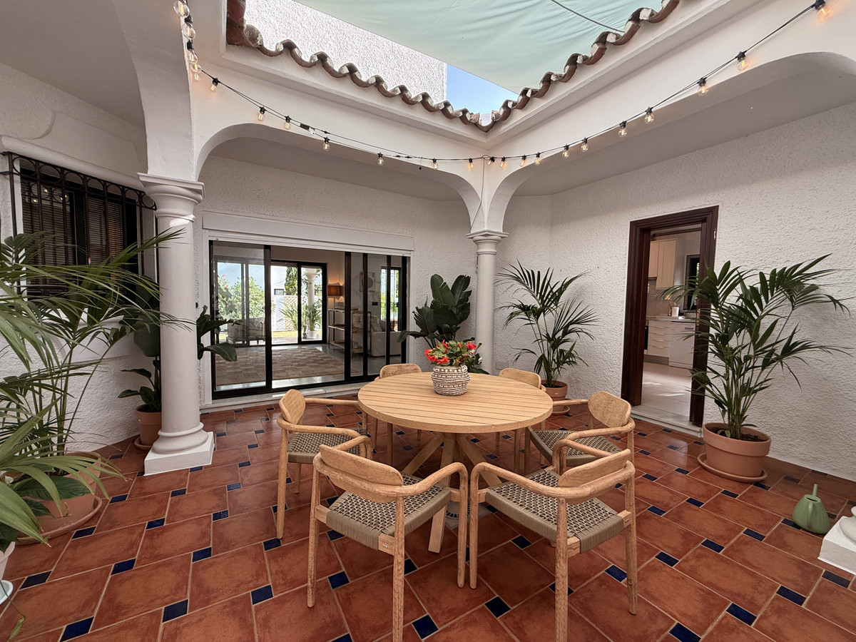 4 Bed Townhouse for sale in Estepona Costa Del Sol, Málaga, Spain