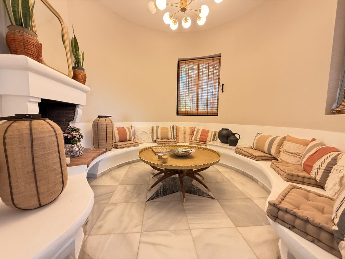 4 Bed Townhouse for sale in Estepona Costa Del Sol, Málaga, Spain