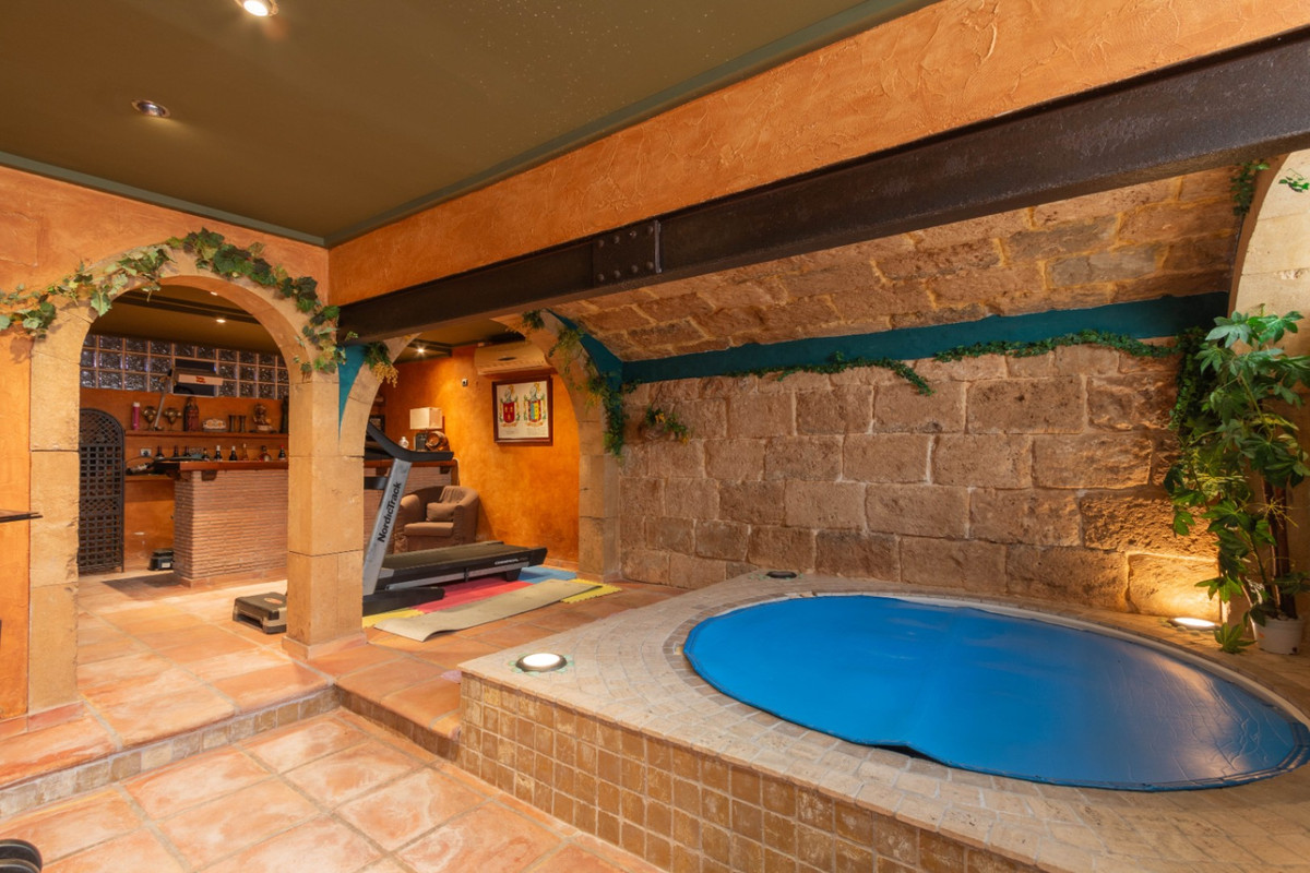 5 Bed Townhouse for sale in Javea Costa Blanca, Alicante, Spain