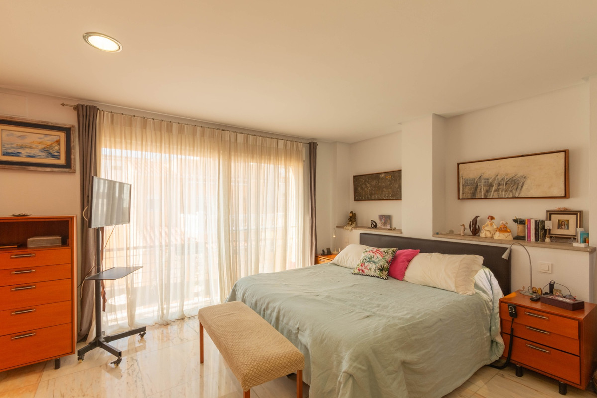 5 Bed Townhouse for sale in Javea Costa Blanca, Alicante, Spain