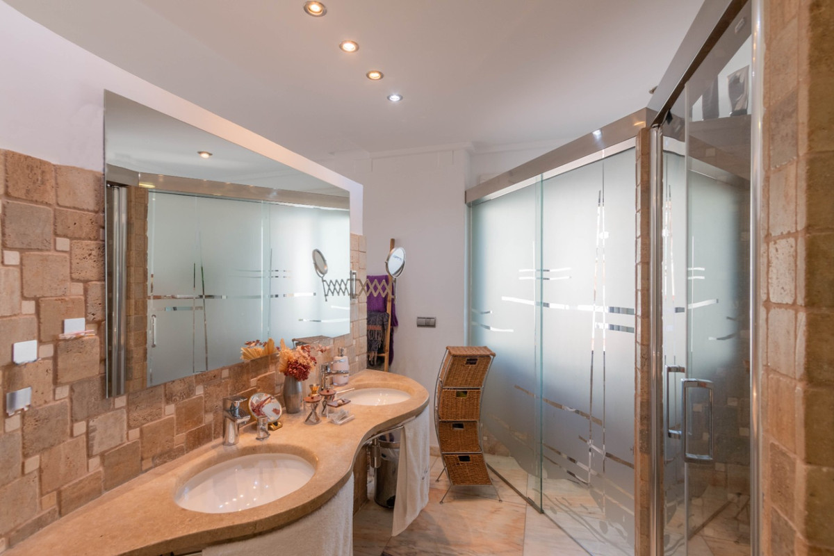 5 Bed Townhouse for sale in Javea Costa Blanca, Alicante, Spain