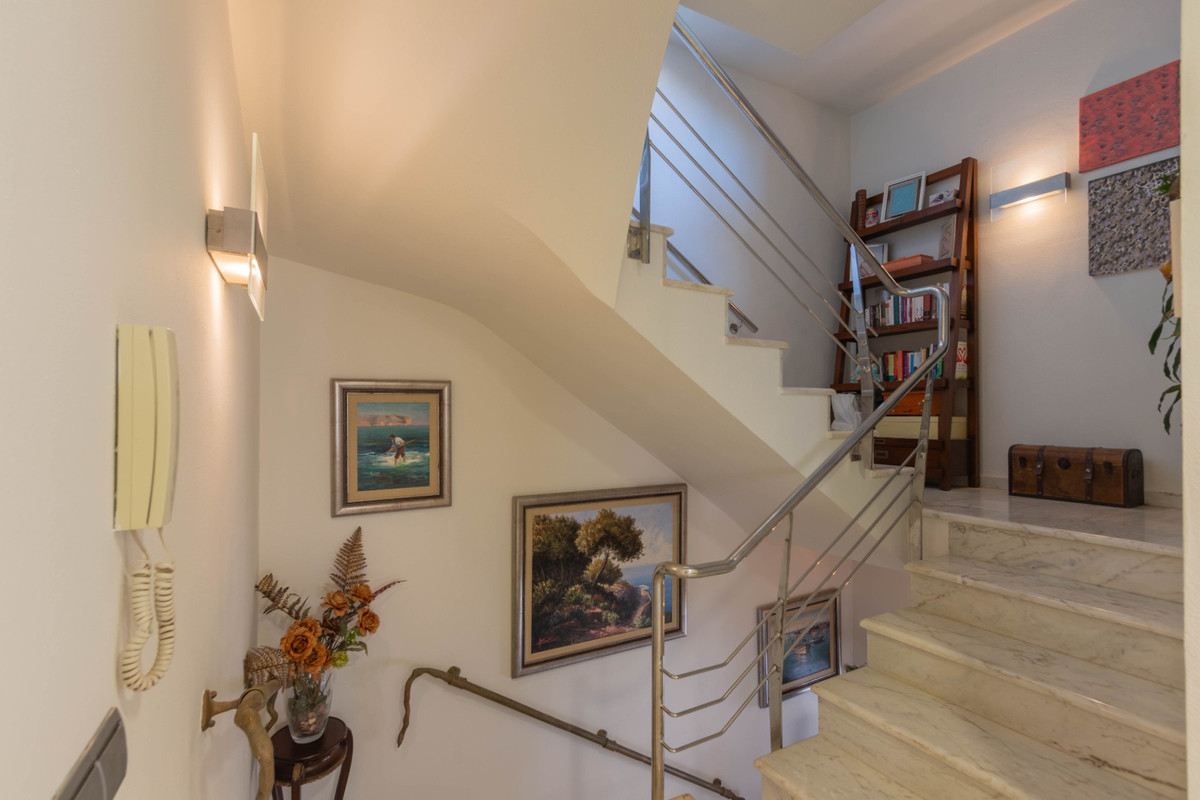 5 Bed Townhouse for sale in Javea Costa Blanca, Alicante, Spain