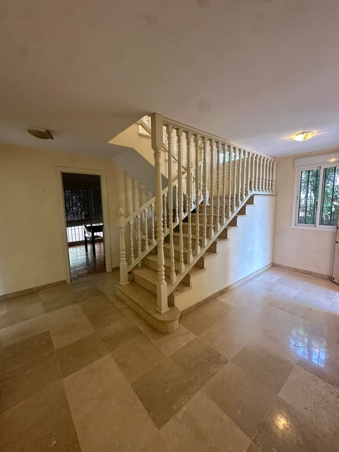 5 Bed Townhouse for sale in Nueva Andalucía Costa Del Sol, Málaga, Spain