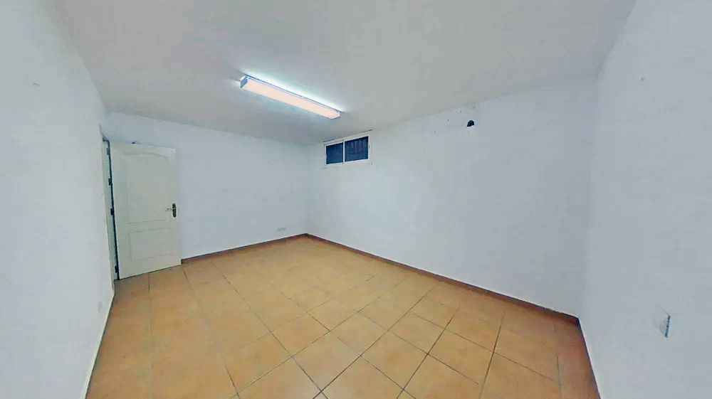 5 Bed Townhouse for sale in Nueva Andalucía Costa Del Sol, Málaga, Spain