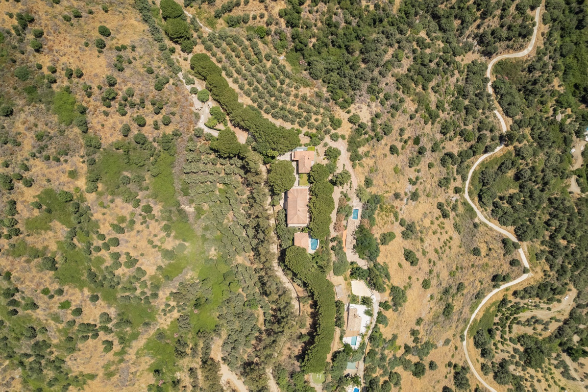 Se vende Villa - Chalet de 9 dormitorios en Costa Del Sol, Málaga, España