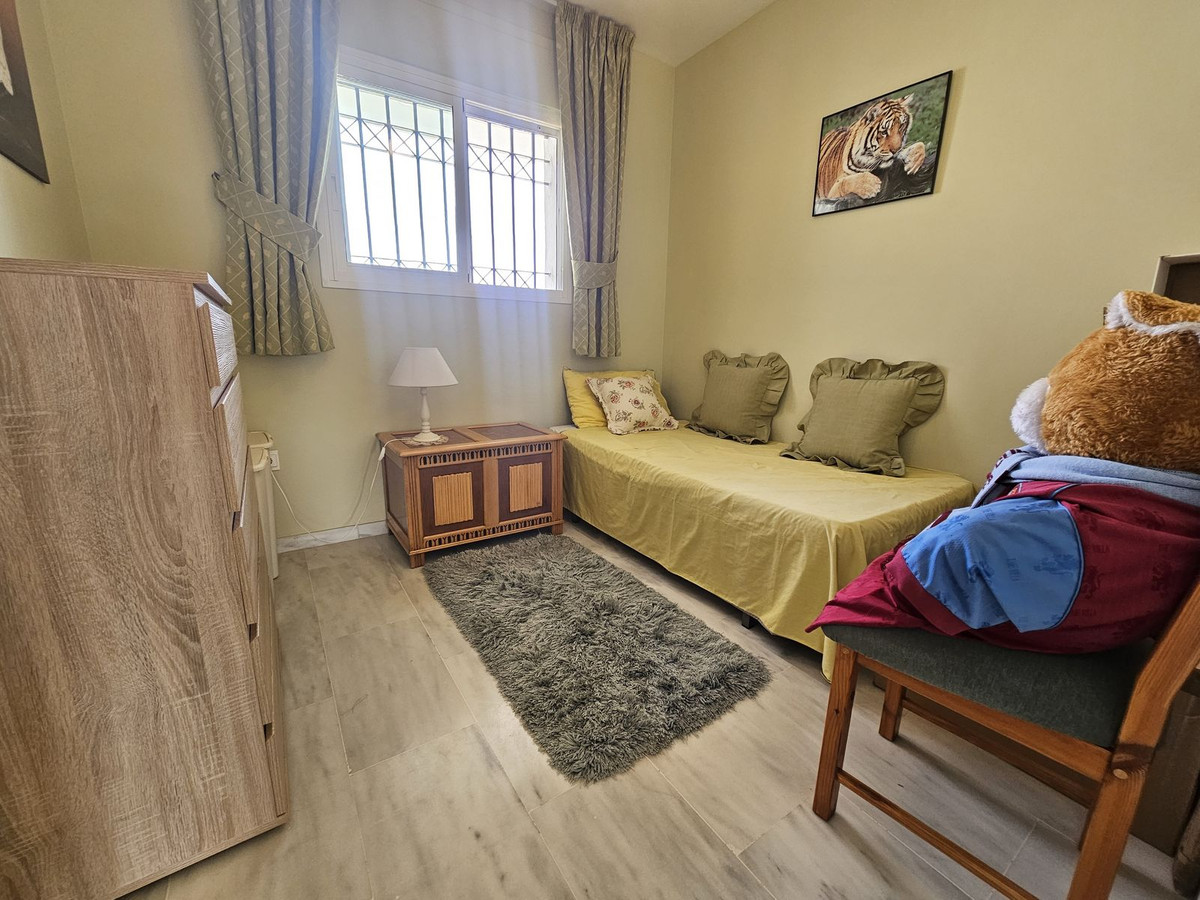 2 Bed Apartment for sale in Calahonda Costa Del Sol, Málaga, Spain