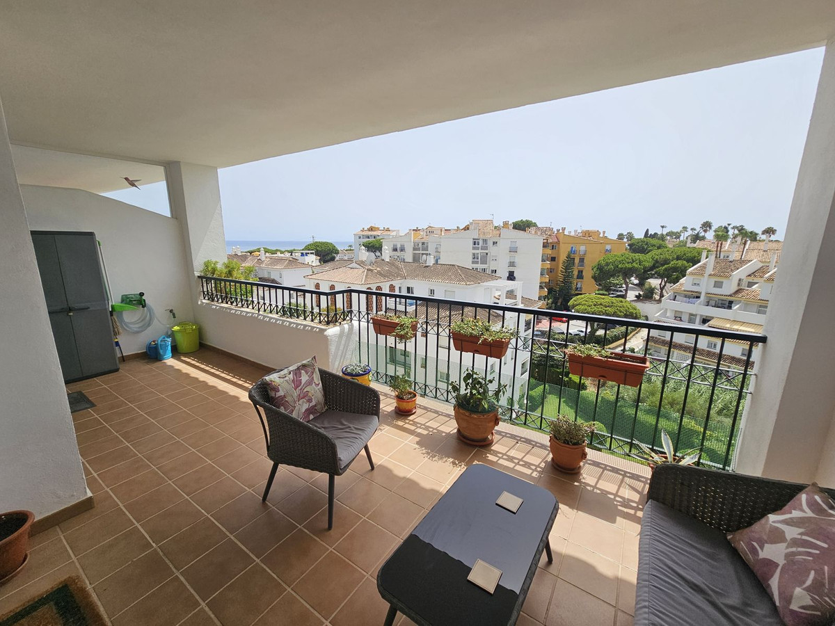 2 Bed Apartment for sale in Calahonda Costa Del Sol, Málaga, Spain