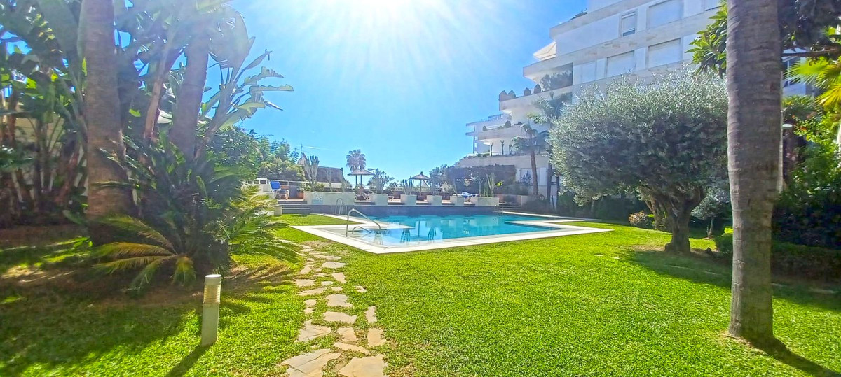 2 Bed Apartment for sale in Marbella Costa Del Sol, Málaga, Spain