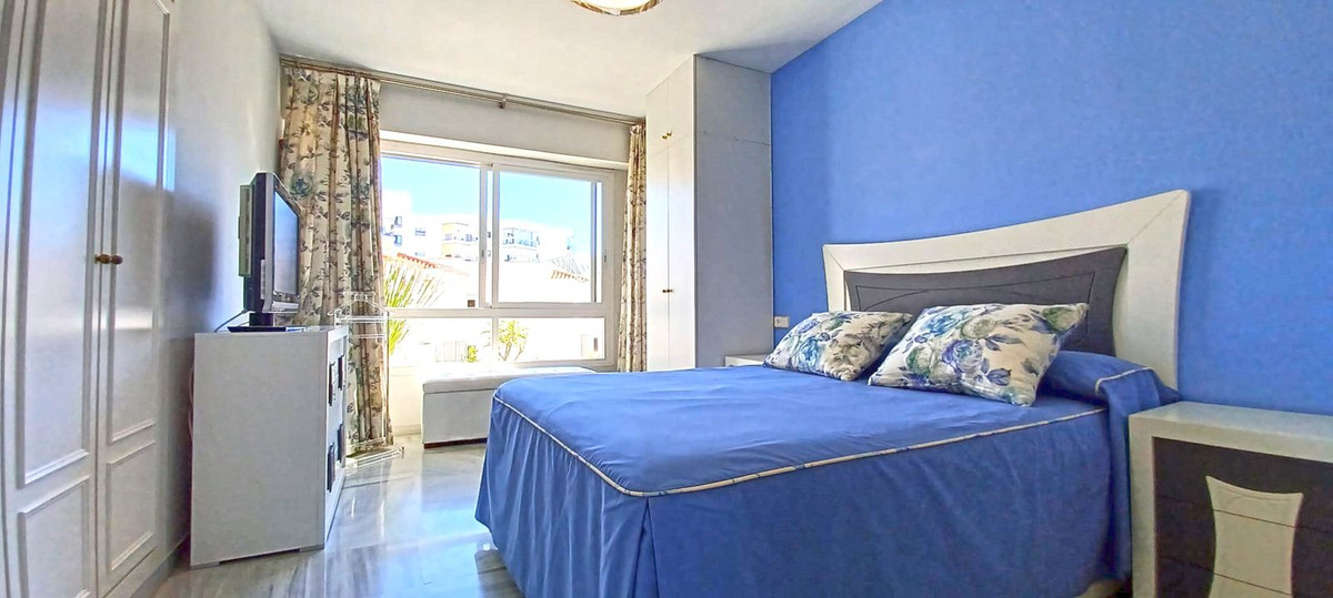 2 Bed Apartment for sale in Marbella Costa Del Sol, Málaga, Spain