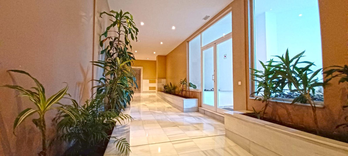 2 Bed Apartment for sale in Marbella Costa Del Sol, Málaga, Spain