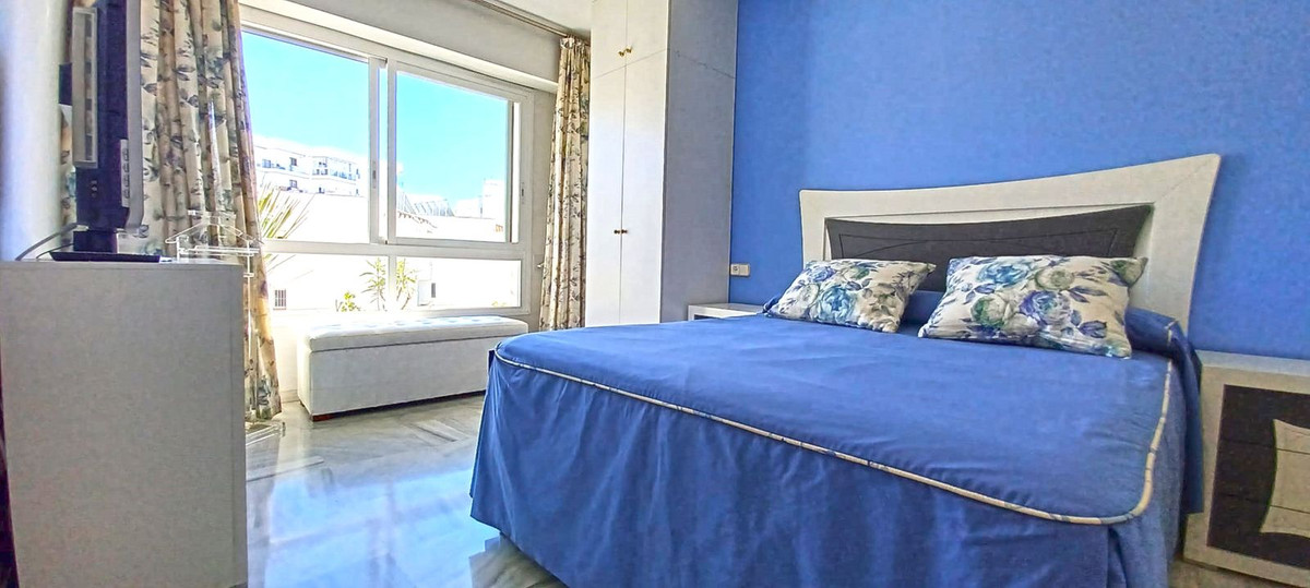 2 Bed Apartment for sale in Marbella Costa Del Sol, Málaga, Spain