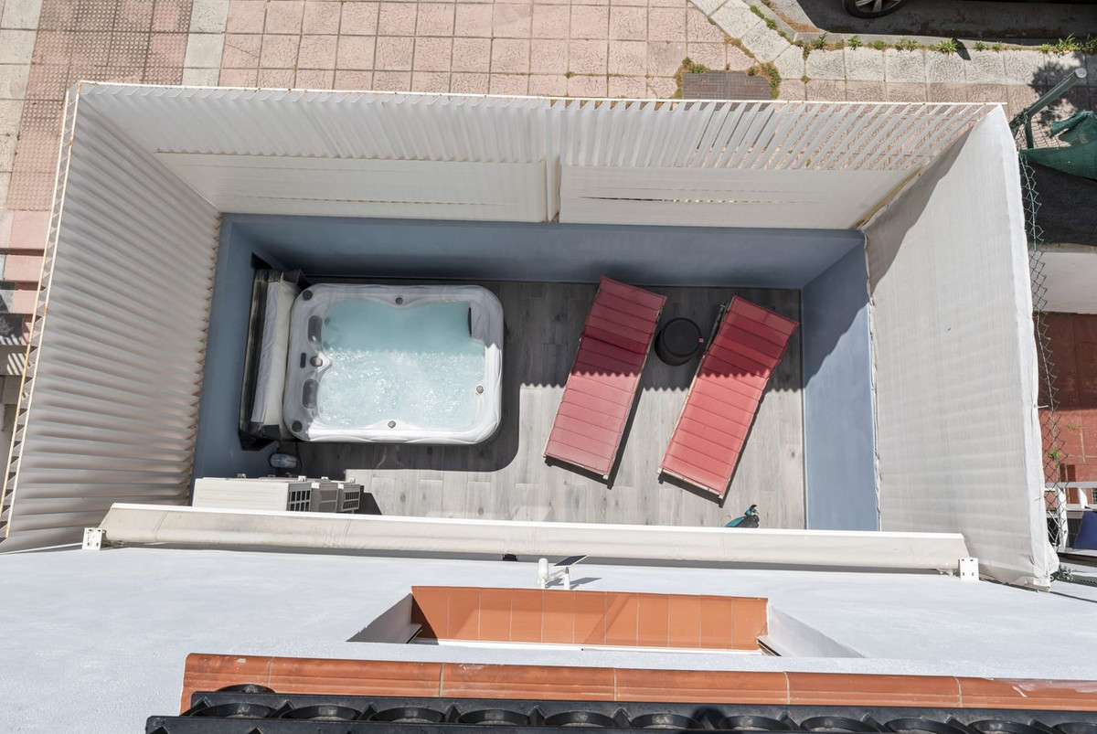 4 Bed Townhouse for sale in Estepona Costa Del Sol, Málaga, Spain