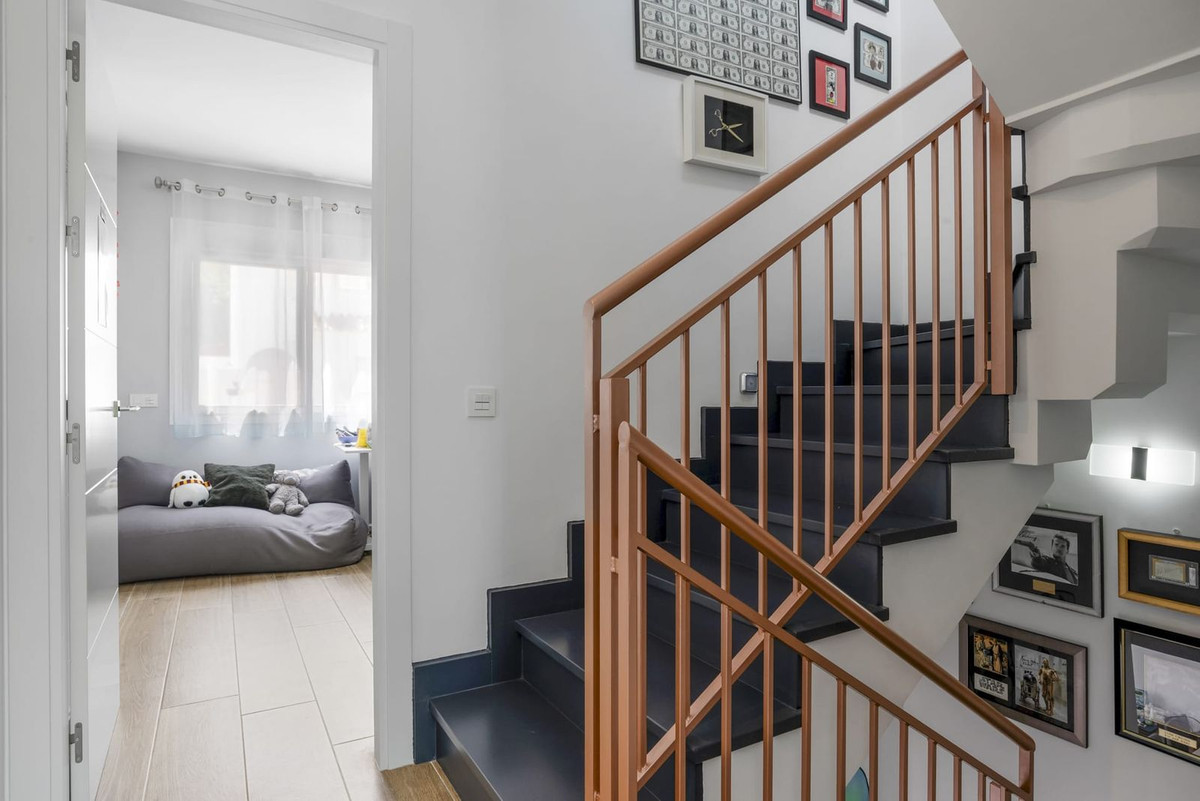 4 Bed Townhouse for sale in Estepona Costa Del Sol, Málaga, Spain