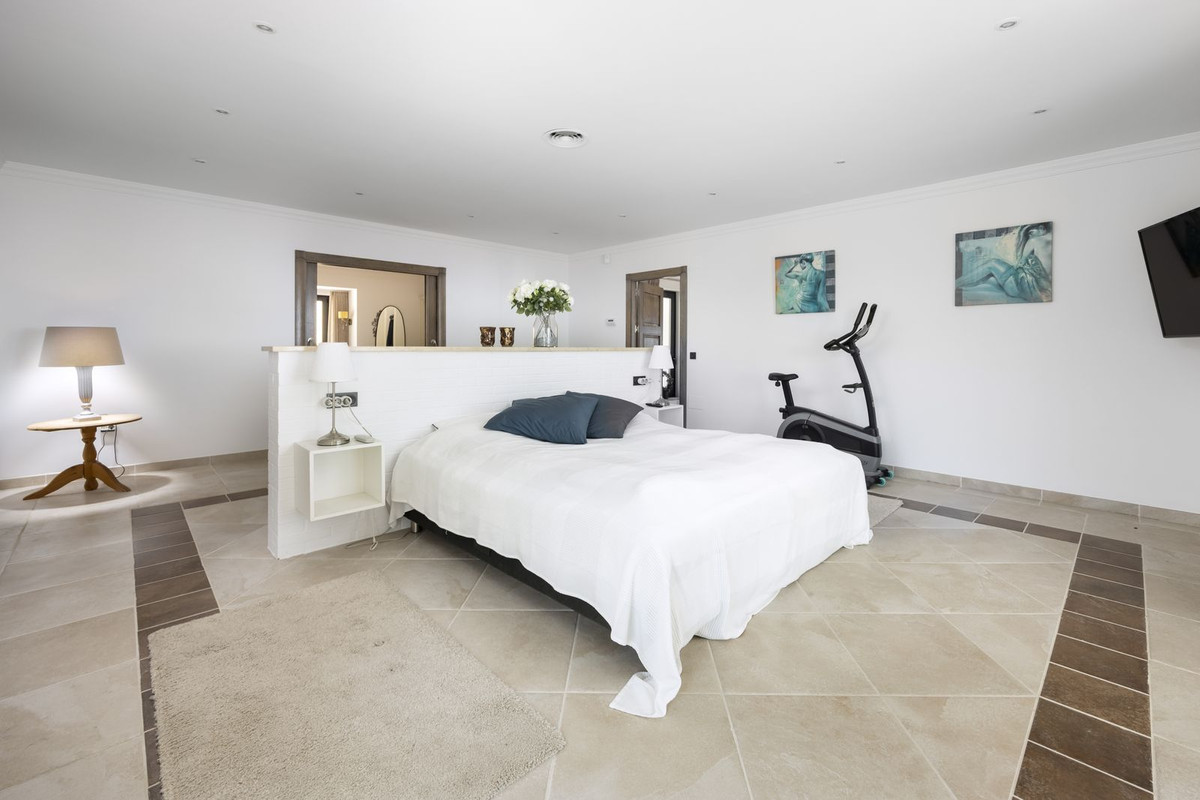 4 Bed Townhouse for sale in Mijas Costa Del Sol, Málaga, Spain